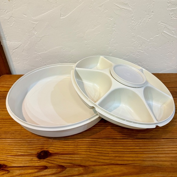 Vintage White Tupperware Relish Tray with Lid & Center Dip Bowl - Picture 12 of 14